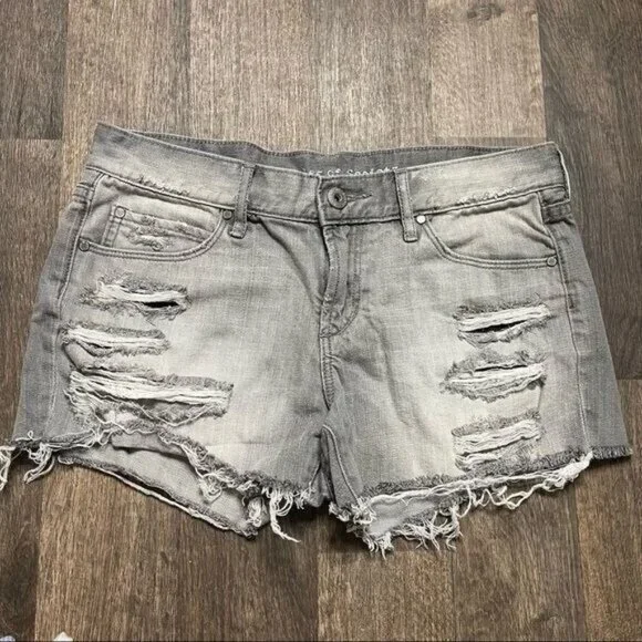 Articles of Society Gray Distressed Jean Short Shorts Size 26 - Picture 1 of 8